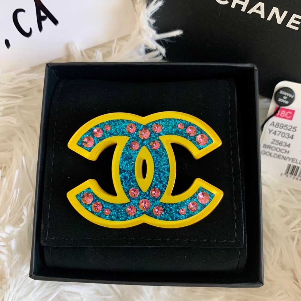 Authentic Chanel resin glitter brooch